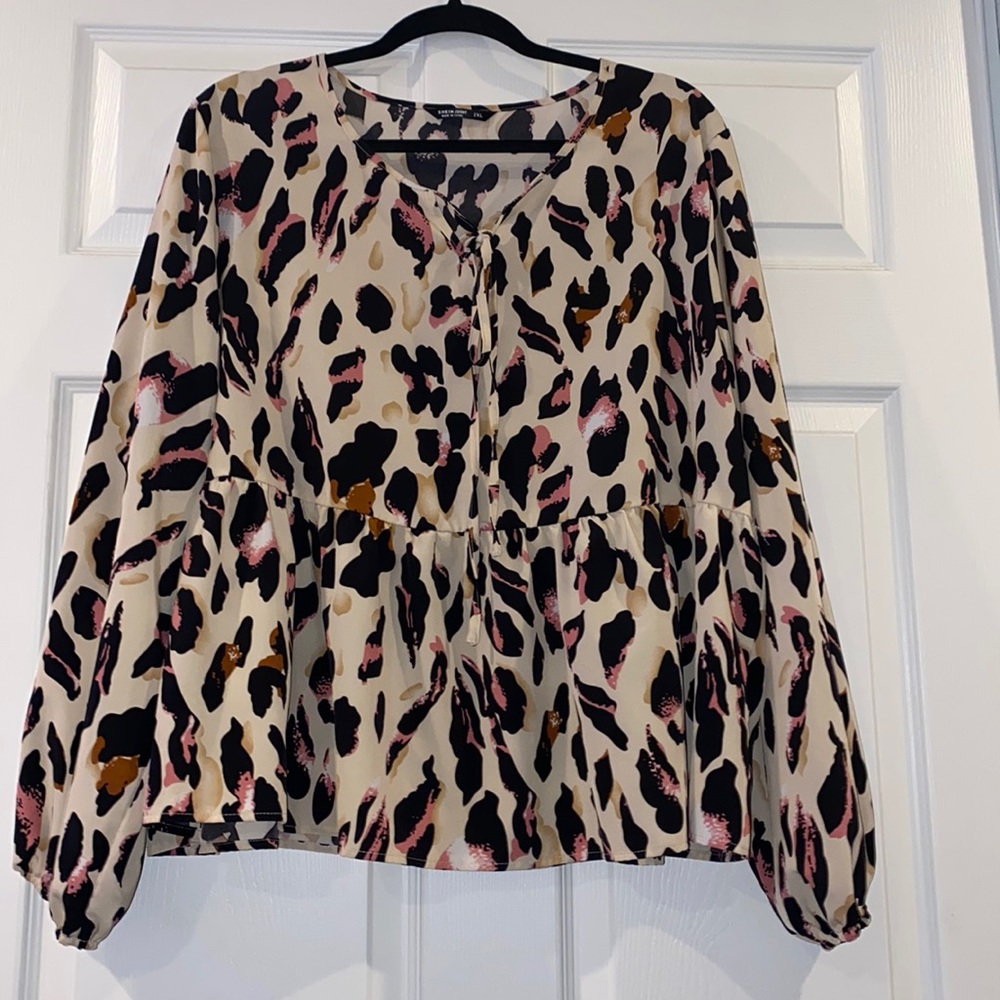 SHEIN Tie Neck Allover Print Blouse